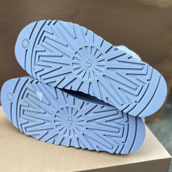 UGG Disquette Platform Sheepskin Suede Fur Lilac Lavender Slip On Shoe Sz 8 NEW - Picture 11 of 16